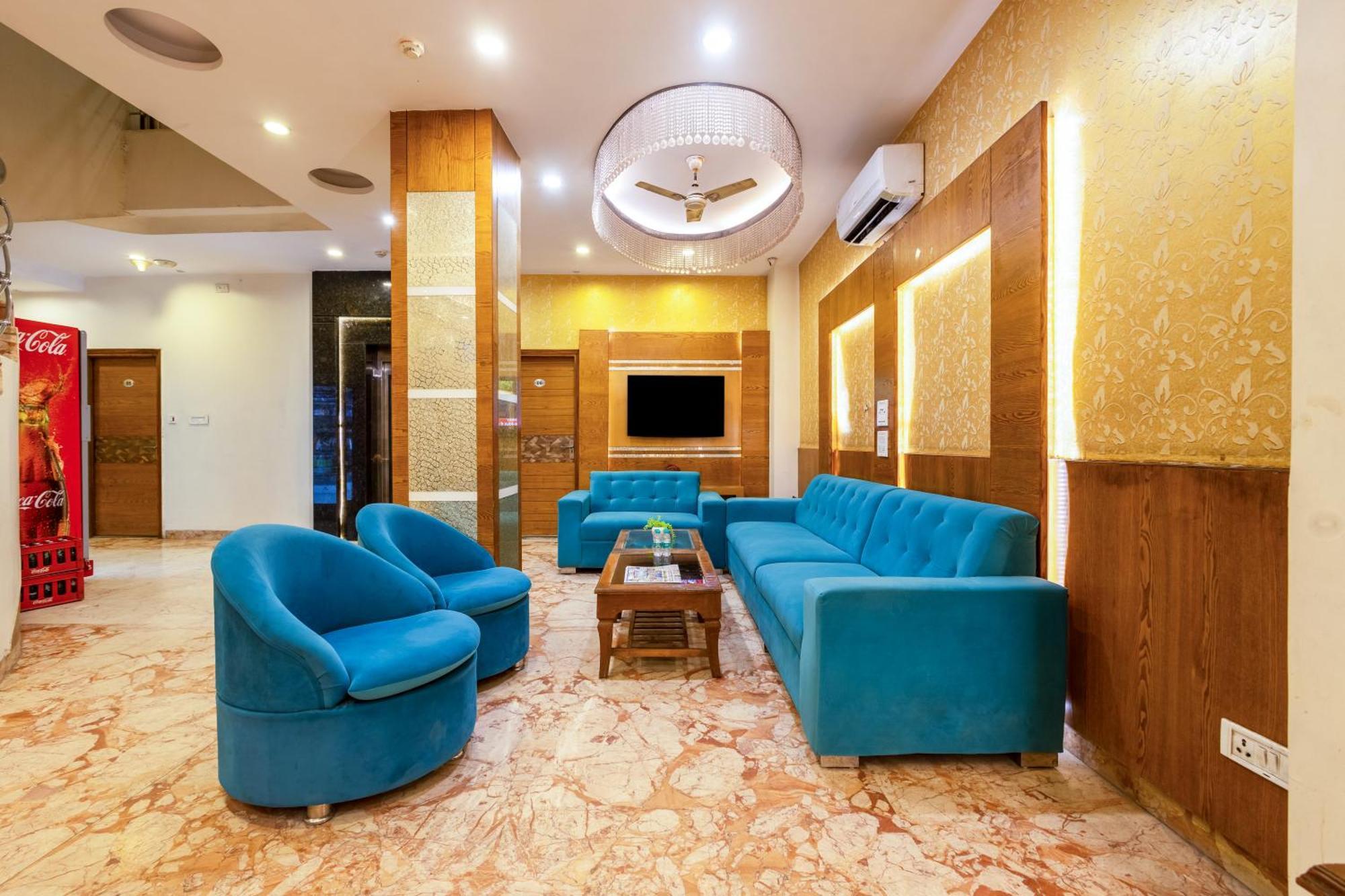 โอโย 82718 โฮเทล สเตย์ เฮาส์ Hotel นิวเดลี ภายนอก รูปภาพ
